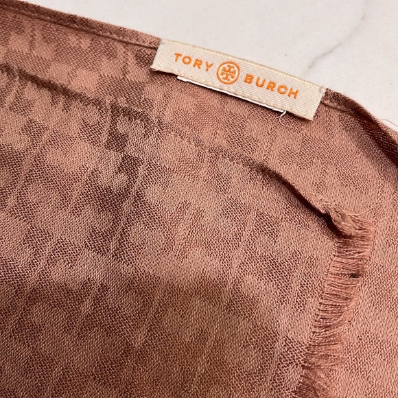 Tory Burch Mosaic logo jacquard scarf - Picture 3 of 6